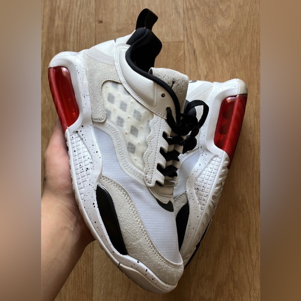 2020 Jordan Max 200 XX ‘Challenge Red’